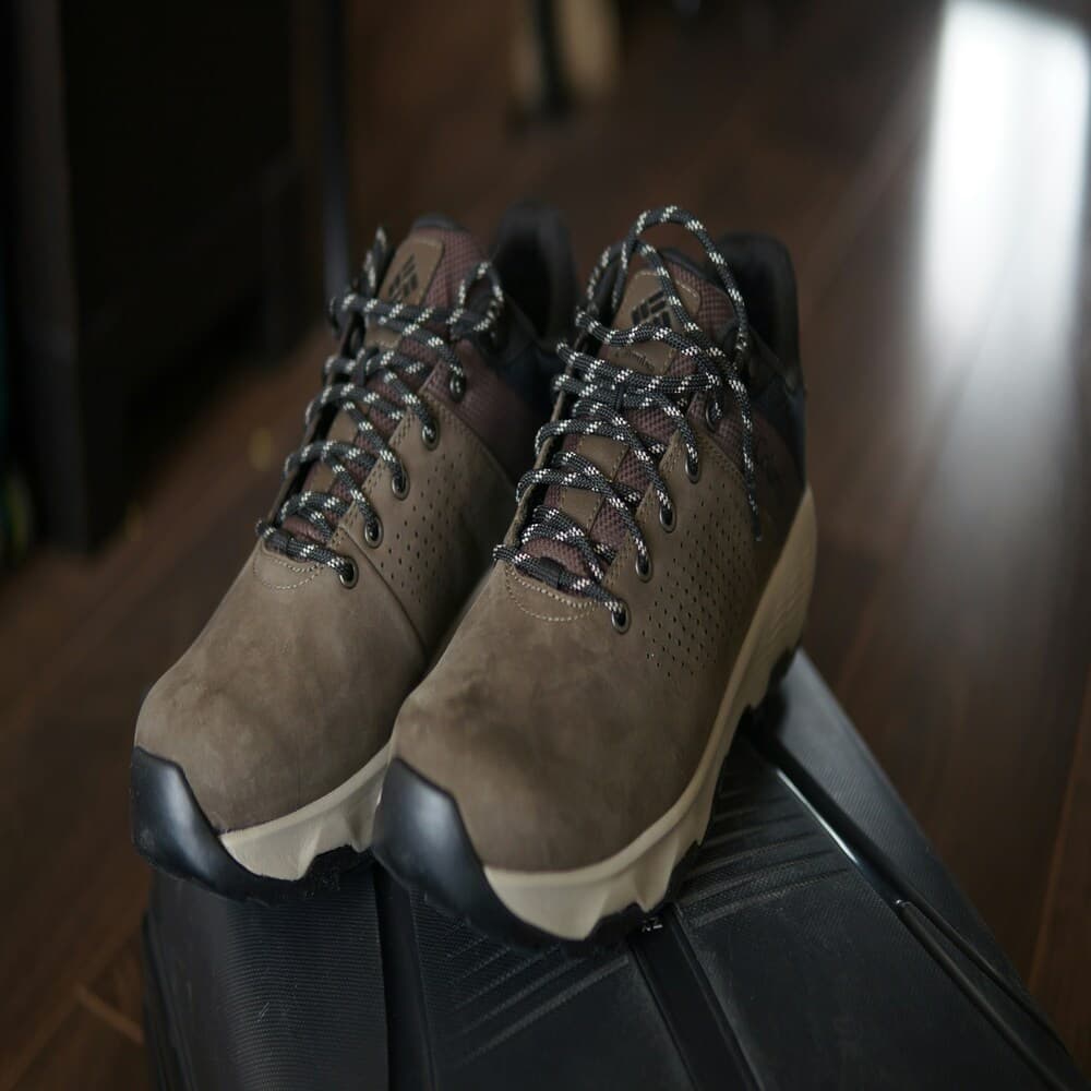 Aurum Leather Sneakers